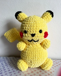 Háčkovaný Pikachu